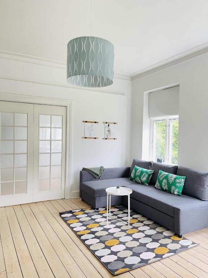 Aday - City Central Mansion - 1 Bedroom Apartment With Garden Aalborg Ngoại thất bức ảnh